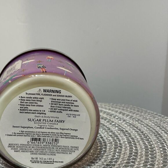 BBW Sugar Plum Fairy 3 Wick Scented Candle NWT - Picture 3 of 4